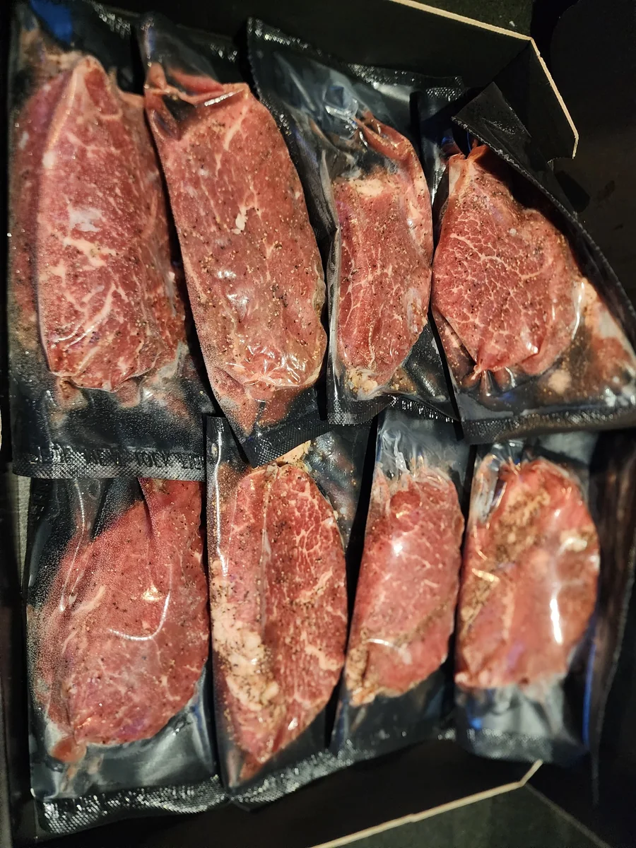 Seasoned Peppercorn steaks